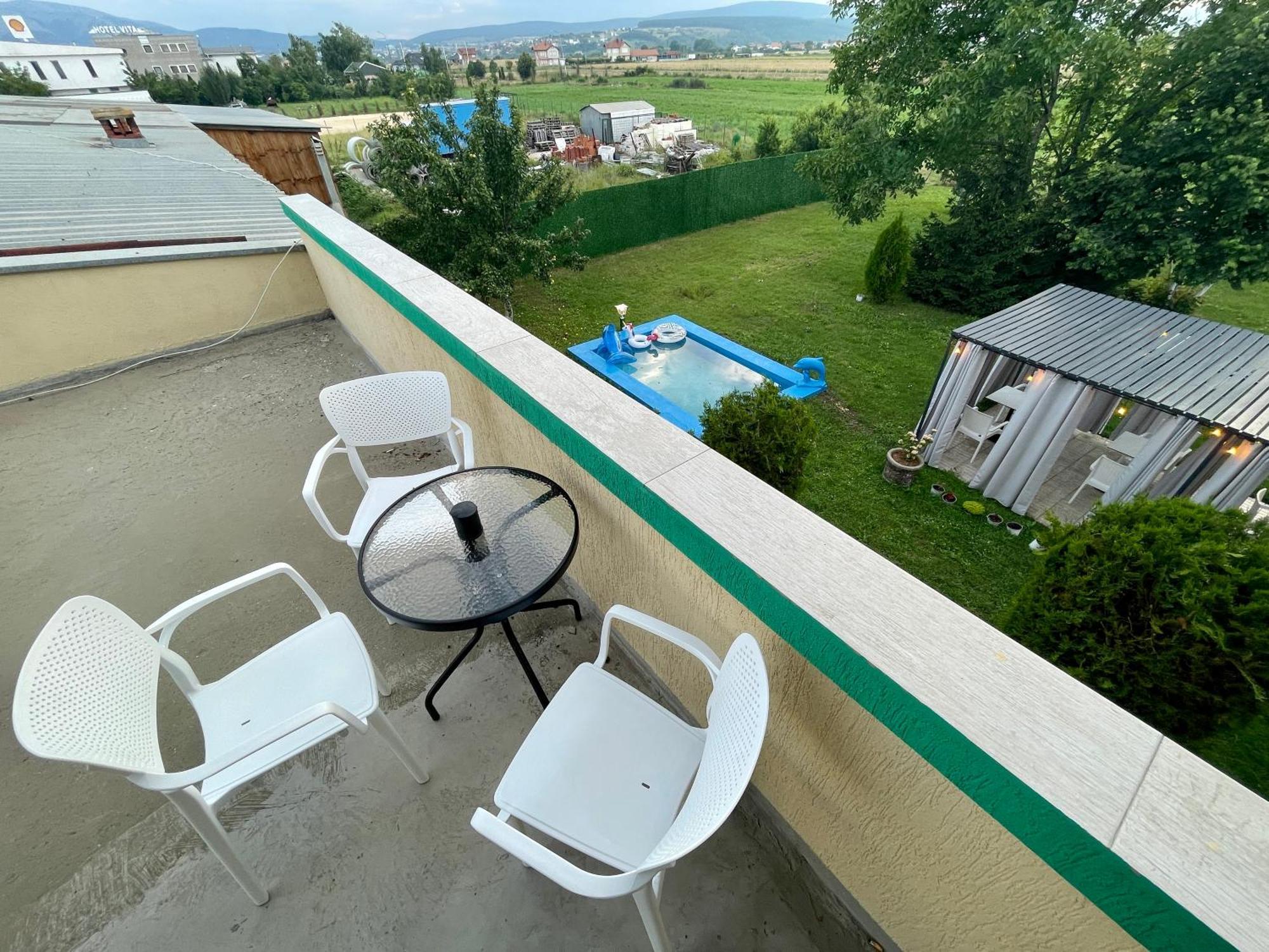 Madigan'S Hotel Kosovo Polje Exteriör bild
